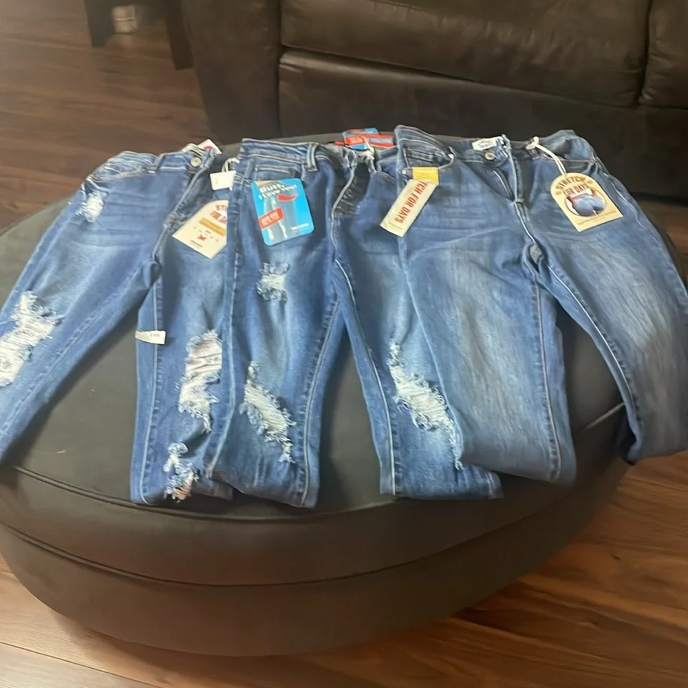3 Pairs of Wax Jean Collection Jeans NWT - Picture 15 of 15